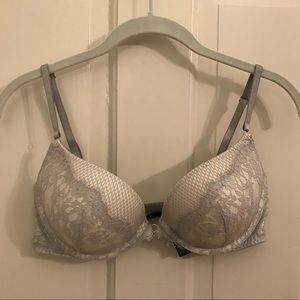 BEAUTIFUL Victoria’s Secret Very Sexy Pushup